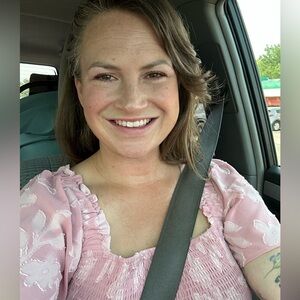 Meet your Posher, Chelsi